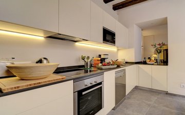 Property slide 7