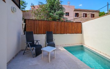 Property slide 10
