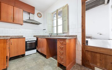 Property slide 8