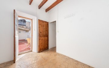 Property slide 10