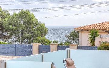 Property slide 16