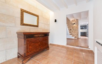 Property slide 16