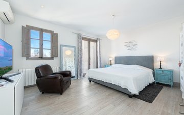 Property slide 4