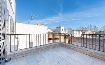 Property slide 14