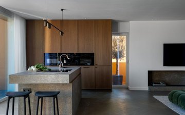 Property slide 7
