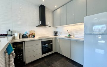 Property slide 6