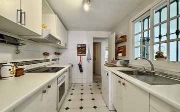 Property slide 8