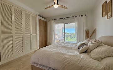 Property slide 18