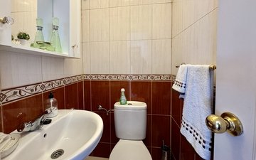 Property slide 19