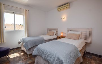 Property slide 14