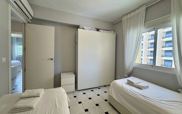 Property slide 20