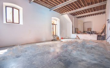 Property slide 16