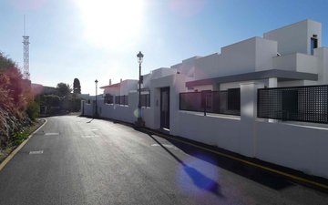 Property slide 14