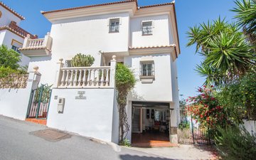 Property slide 17