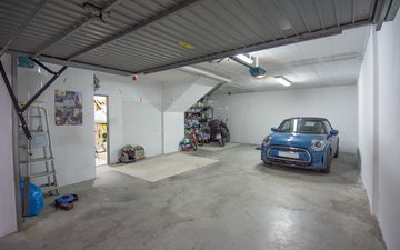Property slide 19