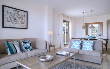 Property slide 14
