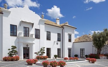 Property slide 10