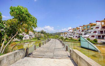 Property slide 17