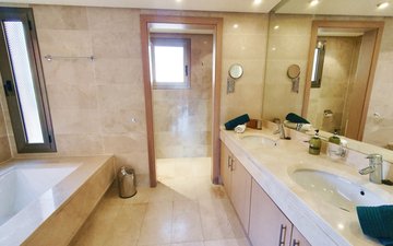 Property slide 14