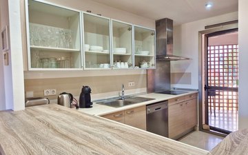 Property slide 21
