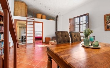Property slide 24