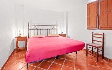 Property slide 33