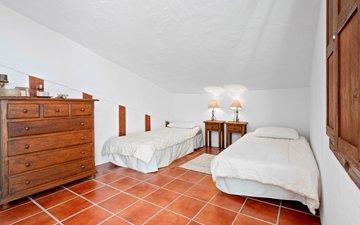 Property slide 36