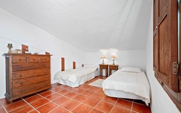 Property slide 39