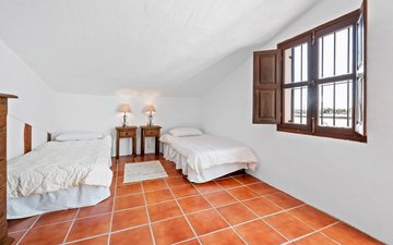 Property slide 38