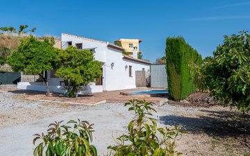 Property slide 48