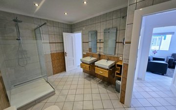 Property slide 31