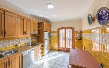 Property slide 17