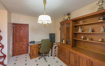 Property slide 40