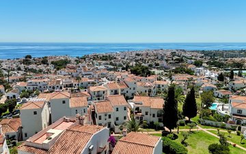 Property slide 40