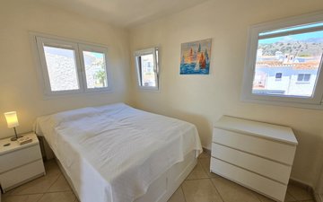 Property slide 24