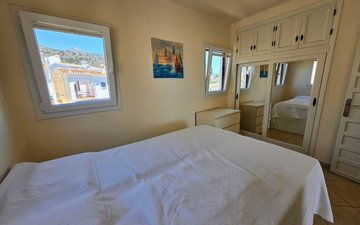 Property slide 25