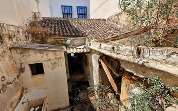 Property slide 3