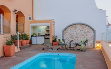 Property slide 28