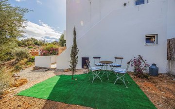 Property slide 17