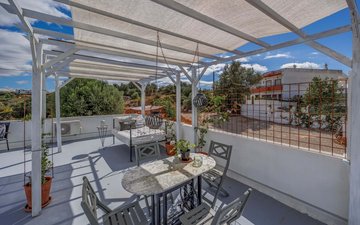 Property slide 10