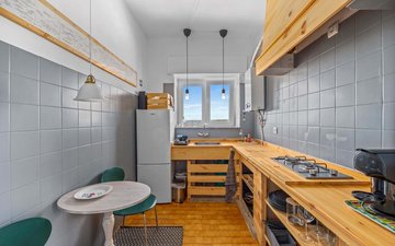 Property slide 19