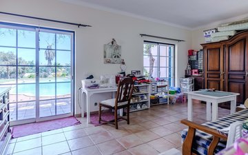 Property slide 19