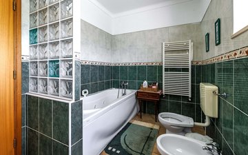 Property slide 16