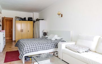 Property slide 37