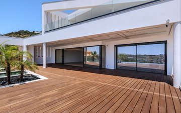 Property slide 18
