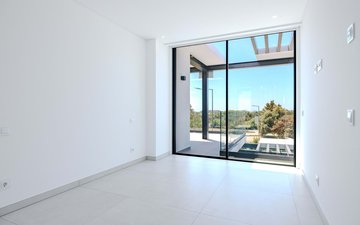 Property slide 21
