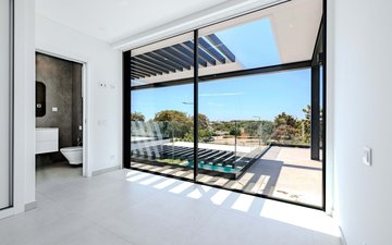 Property slide 19
