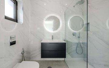 Property slide 16
