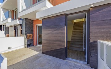 Property slide 14