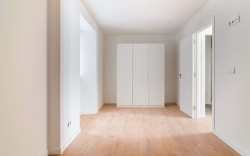 Property slide 25